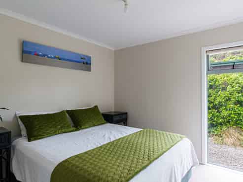 4 Nga Manu Place, Napier Port