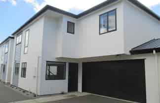 2/87 Mandeville Street, Riccarton