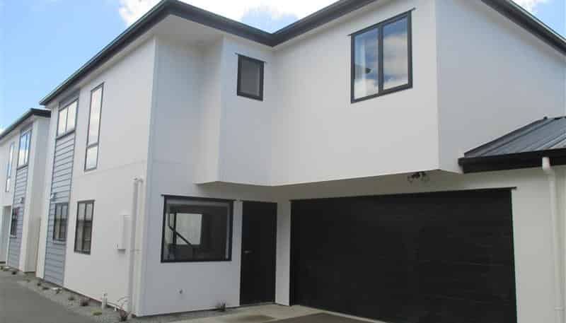 2/87 Mandeville Street, Riccarton