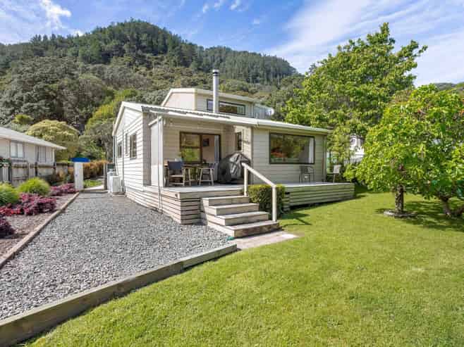 16 Mount Ave, Pauanui