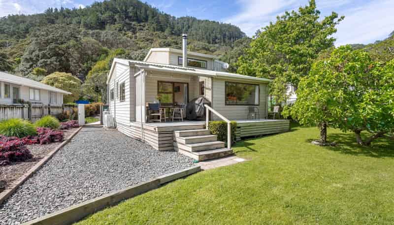 16 Mount Ave, Pauanui