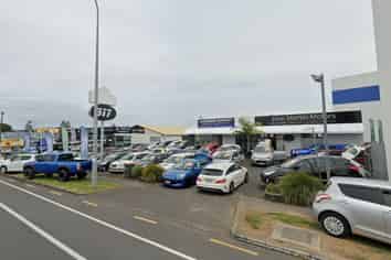 For Lease – Versatile Automotive Site