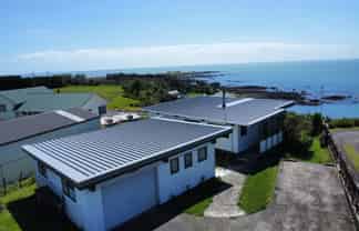 21 Otutehapari Road, Waihau Bay