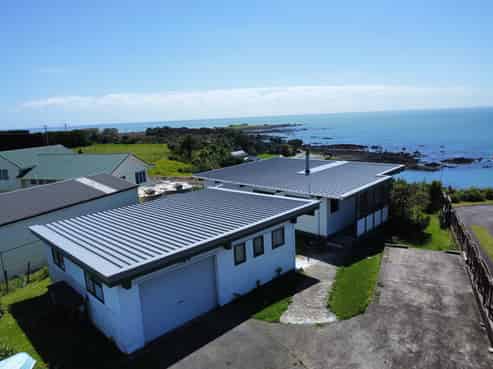 21 Otutehapari Road, Waihau Bay