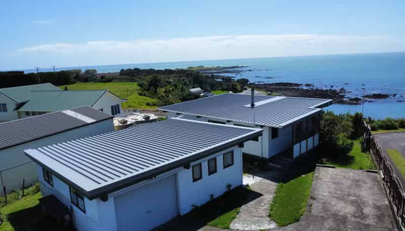 21 Otutehapari Road, Waihau Bay