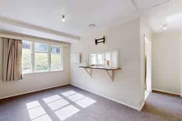 272 Adelaide Road, Newtown