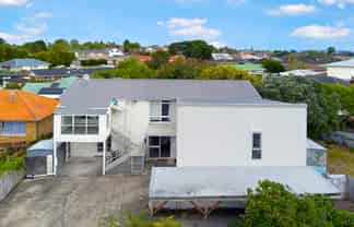 9 Geneva Place, Blockhouse Bay