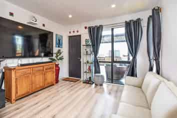 1 Hermitage Street, Flat Bush
