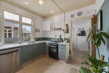 239 Georges Drive, Napier South