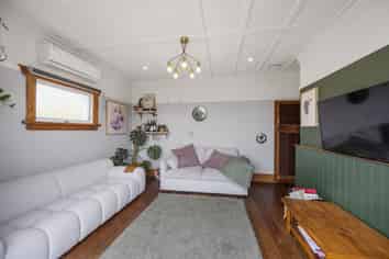 239 Georges Drive, Napier South