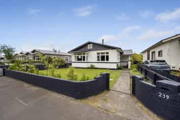 239 Georges Drive, Napier South