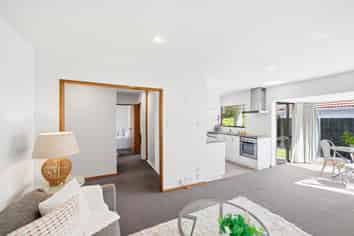 5/4 Broadbent Street, Riccarton