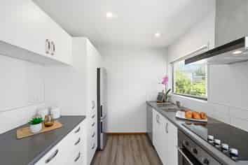 5/4 Broadbent Street, Riccarton
