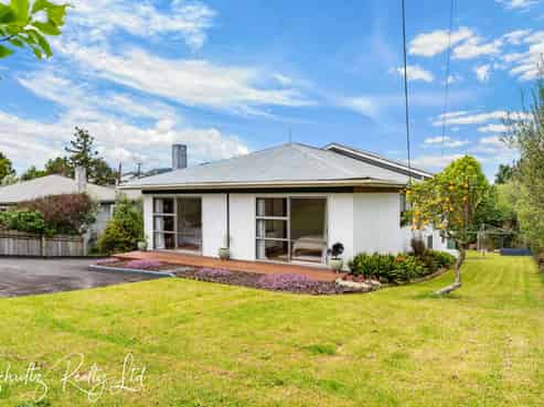 15 Bickerstaffe Road, Maungaturoto