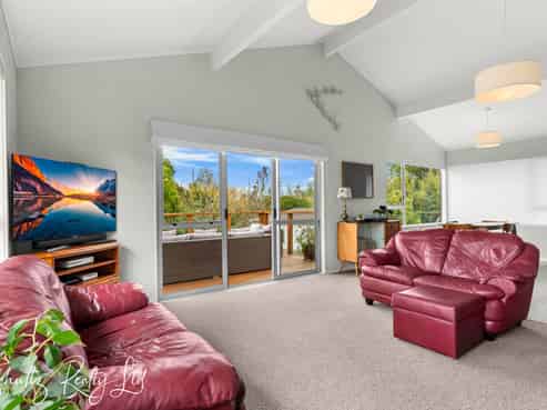 15 Bickerstaffe Road, Maungaturoto