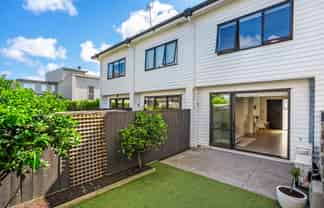 7 Harakeke Road, Hobsonville