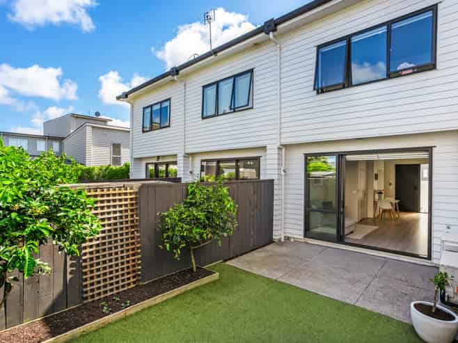 7 Harakeke Road, Hobsonville