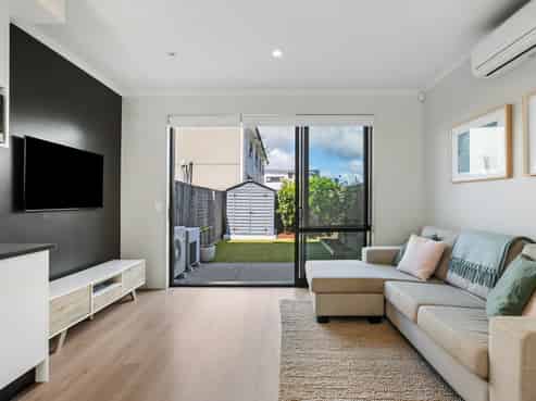 7 Harakeke Road, Hobsonville