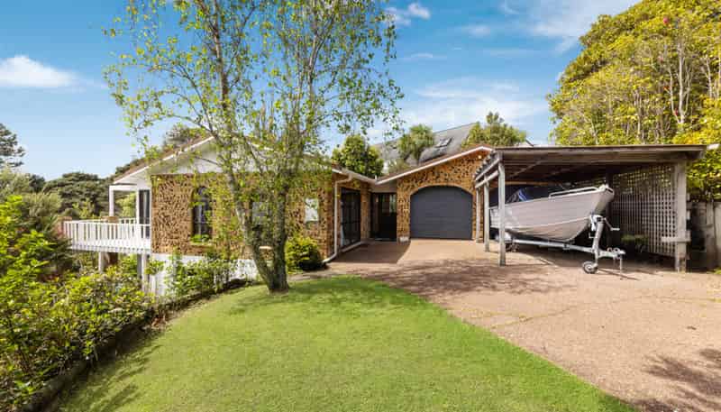 156 Chelsea View Drive, Chatswood