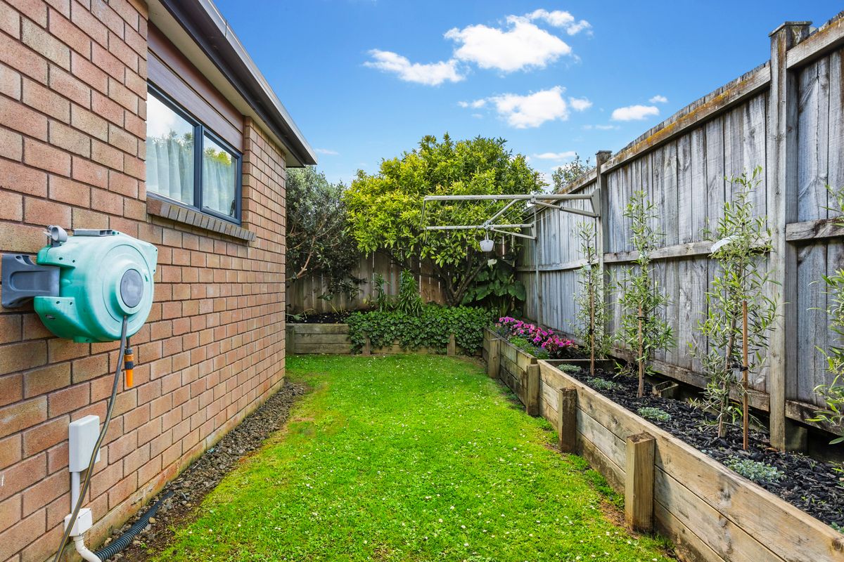 Secure & Sun-Drenched in an Elegant 55+ Community - Ansicht 5