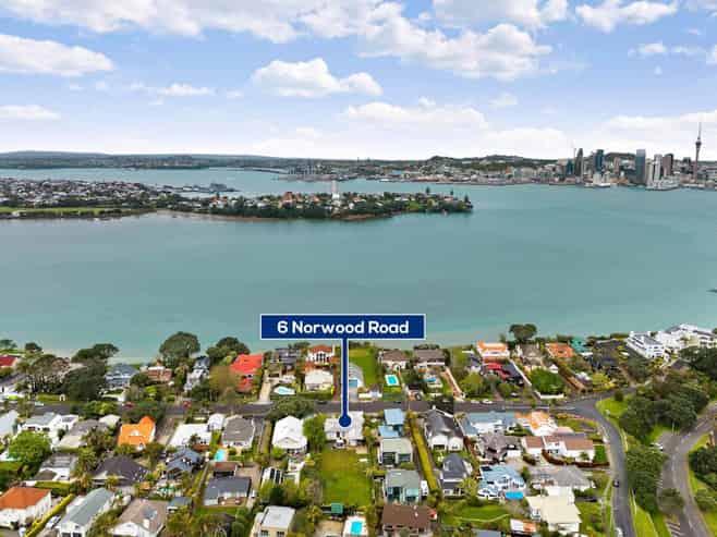 6 Norwood Road, Bayswater