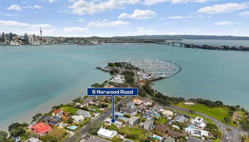 6 Norwood Road, Bayswater