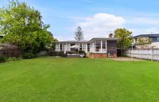 6 Norwood Road, Bayswater
