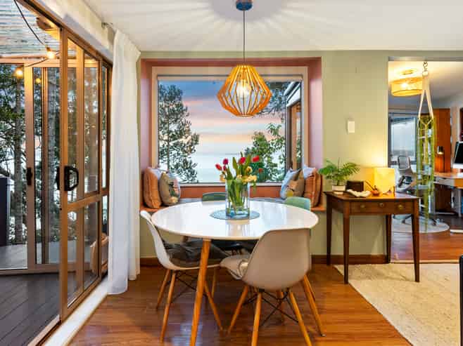 11 Wood Bay Road, Titirangi