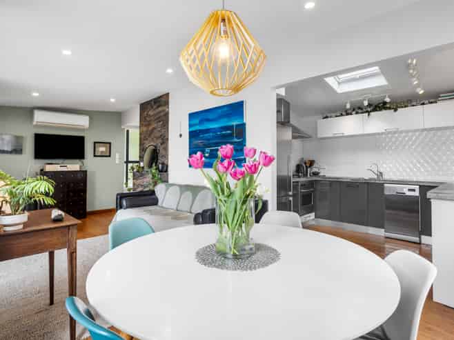 11 Wood Bay Road, Titirangi