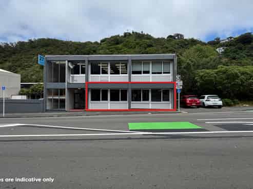 Convenient and sunny office in Kaiwharawhara