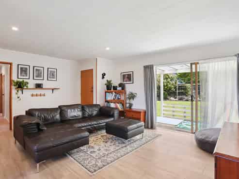 20 Aquarius Avenue, Glen Eden