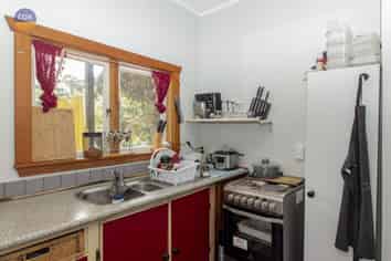 Hawkes Bay - Address withheld