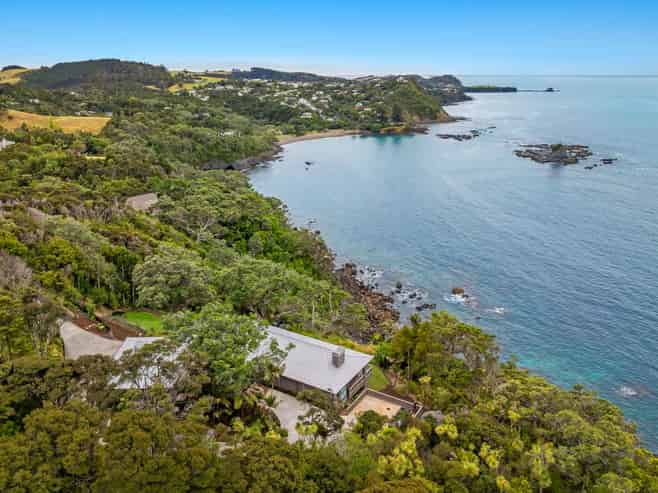 25 Ti Point Road, Matakana