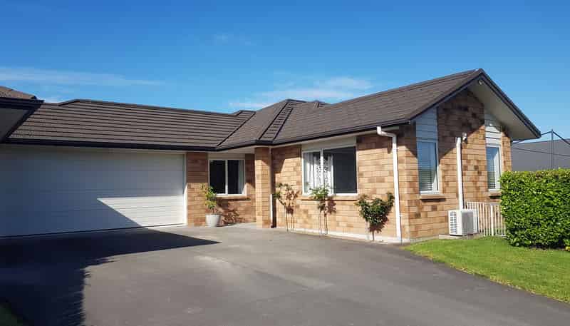 14 Hartford Terrace, Huntington