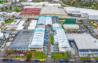 Expansive Investment Opportunity - Dual Tenancies 