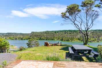 541 Wilson Road, South Head