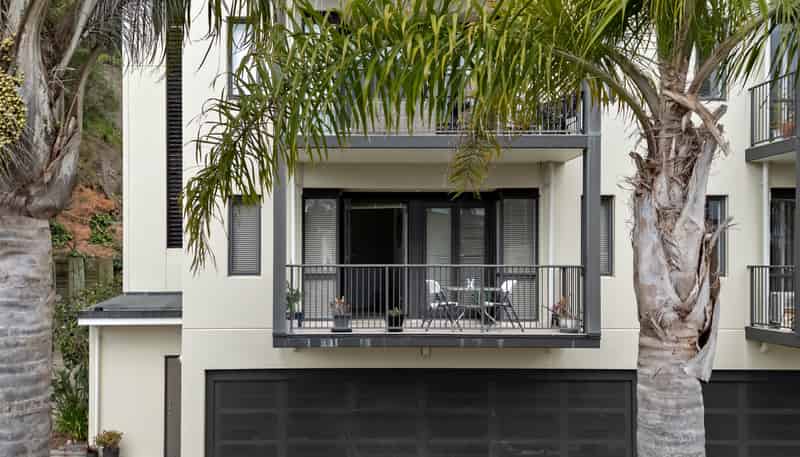 B107/525 East Coast Road, Browns Bay