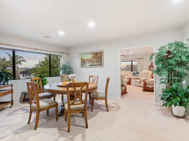 11 Pigeonwood Lane, Albany