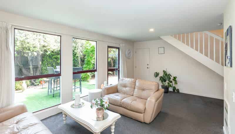 8/16 Derby Street, Saint Albans