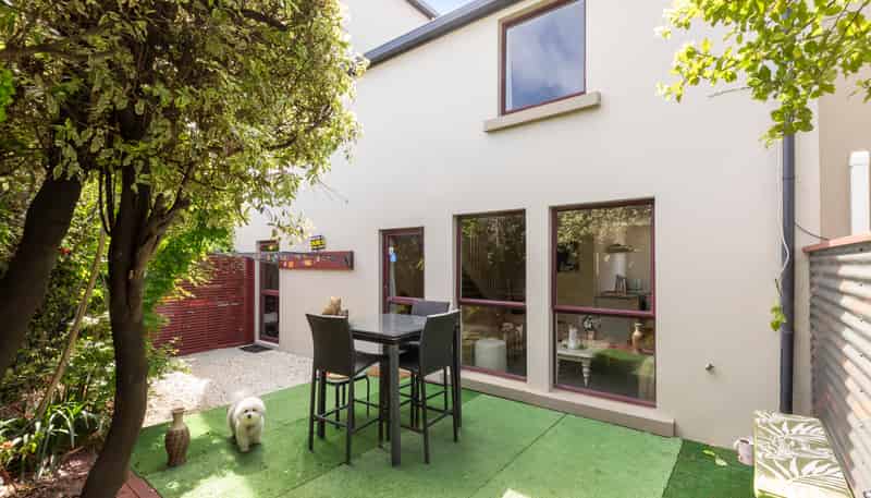 8/16 Derby Street, Saint Albans