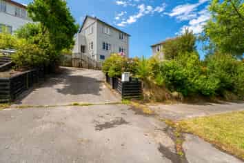 11 Essex Street, Marchwiel