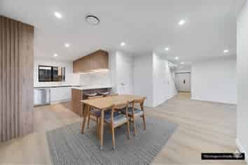 20A Tawa Crescent, Manurewa