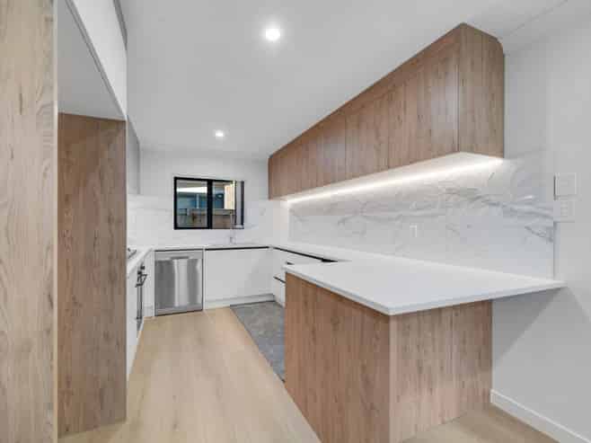 20A Tawa Crescent, Manurewa