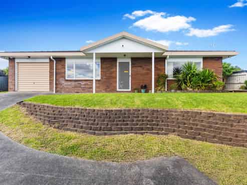 2/25 Kopara Place, Manurewa