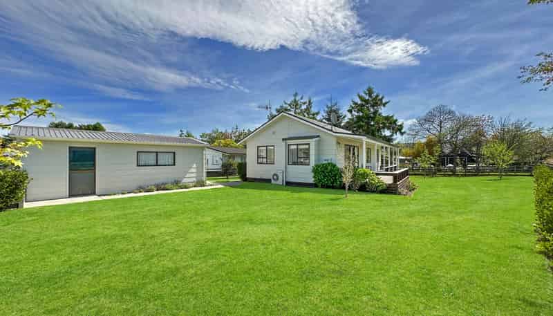 10 Antonia Place, Kinloch