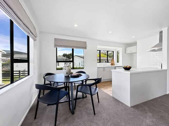 10 Antonia Place, Kinloch