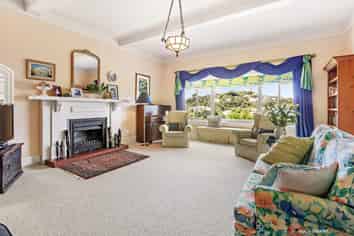 9 Fitzroy Street, Wadestown