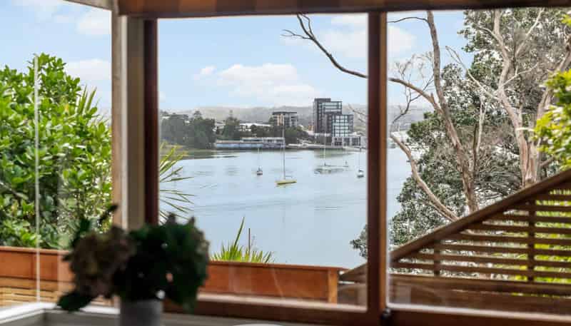 20 Oruamo Place, Beach Haven
