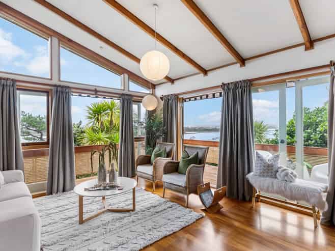 20 Oruamo Place, Beach Haven