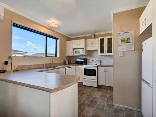 38b Orlando Street, Stratford